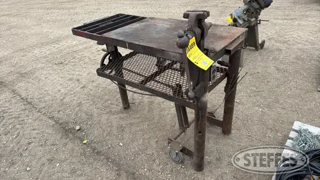 Shop-built welding table & vise