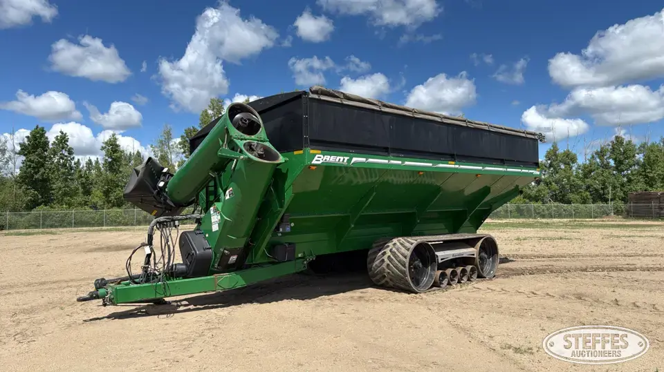 2017 Brent 2096 Avalanche Grain Cart