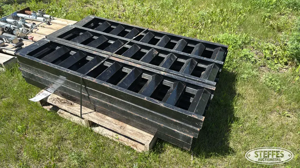 (12) Trailer ramps Truck-Trailer Part