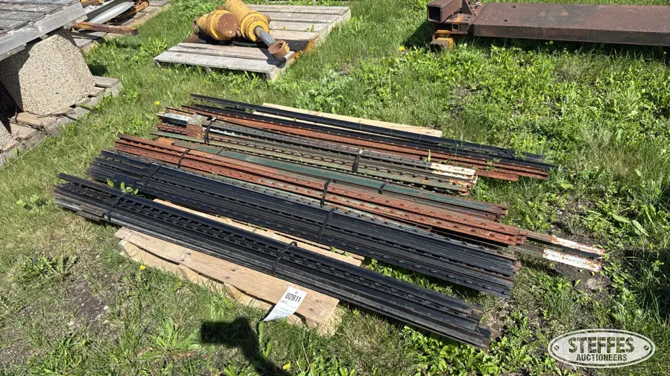 Steel fence posts Farm Support Item