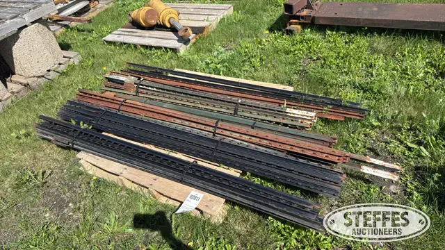 Steel fence posts