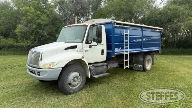 2005 International 4300