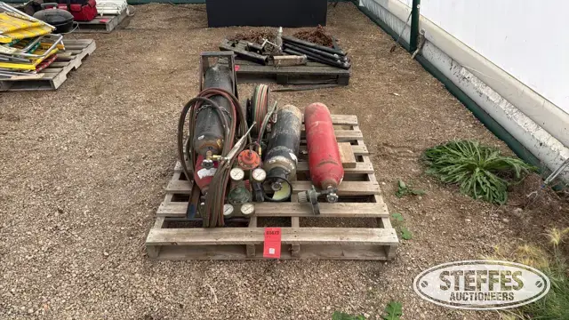 Oxy-acetylene torch cart
