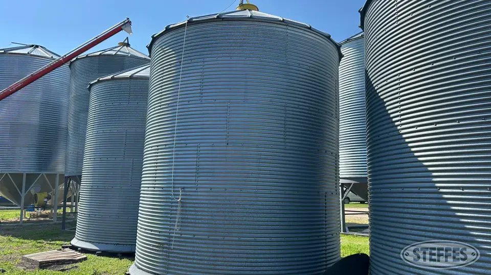 Westeel-Rosco 146 Grain Bin