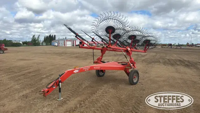2016 Kuhn SpeedRake SR112