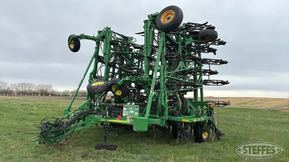 2010 John Deere 1870 Conserva Pak Air Drills & Air Seeder
