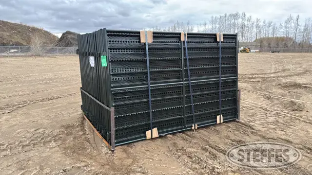 (48) BYT livestock windbreak panels