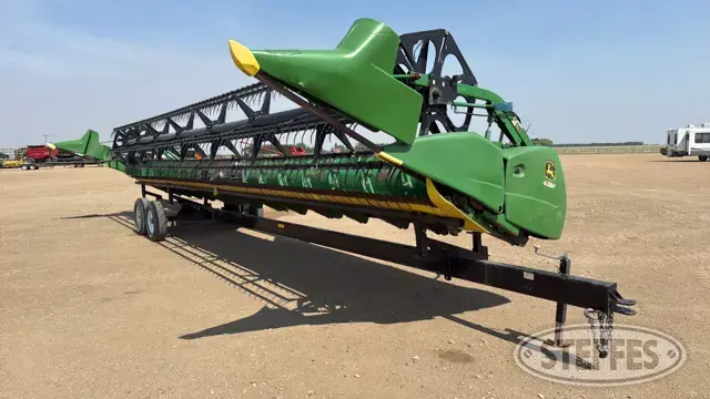 2004 John Deere 635F