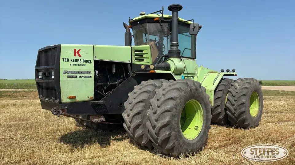 1982 Steiger Panther CP-1360 4WD Tractor
