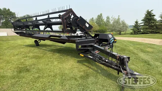 2001 MacDon Premier 1900