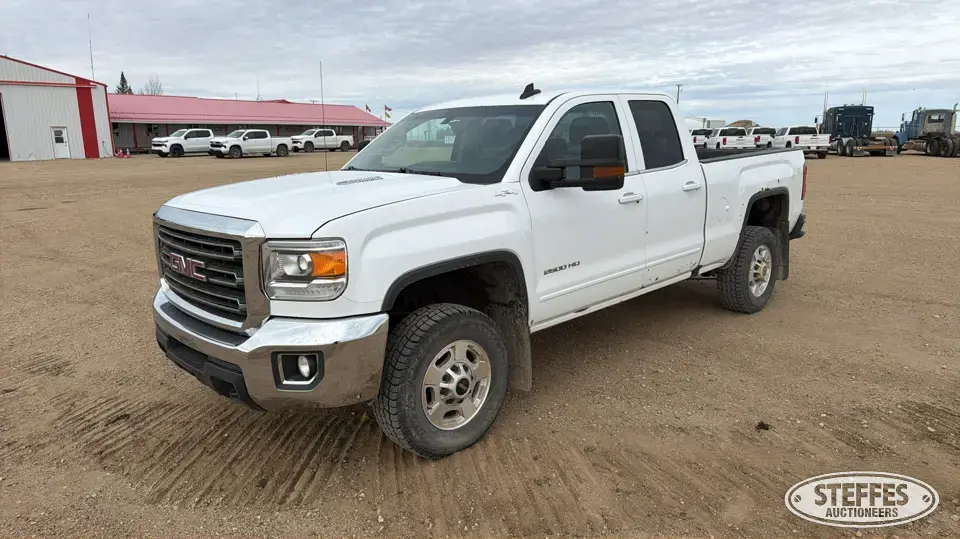 2016 GMC Sierra 2500 3 Quarter Ton Pickup