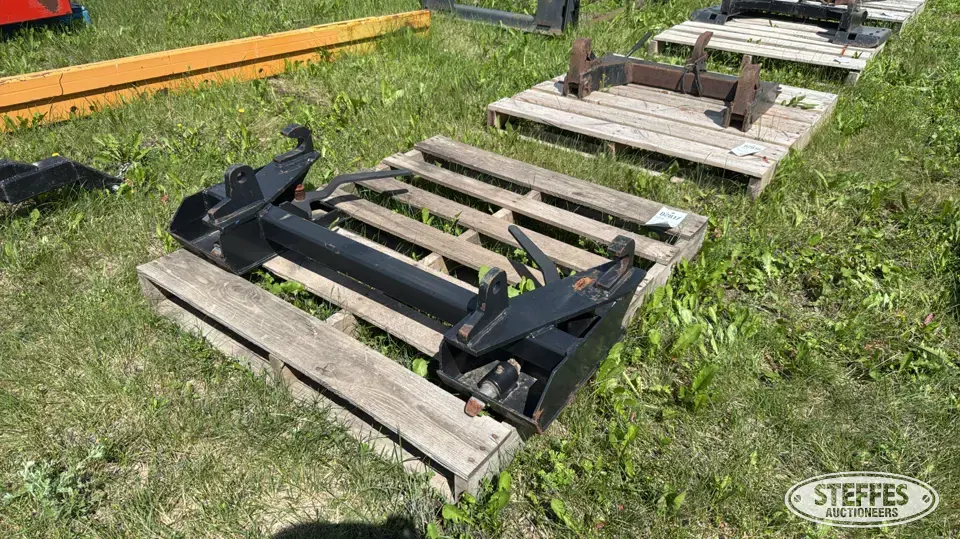 Loader adapter Tractor Loaders and Attachment