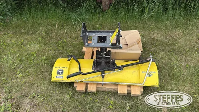 John Deere 46