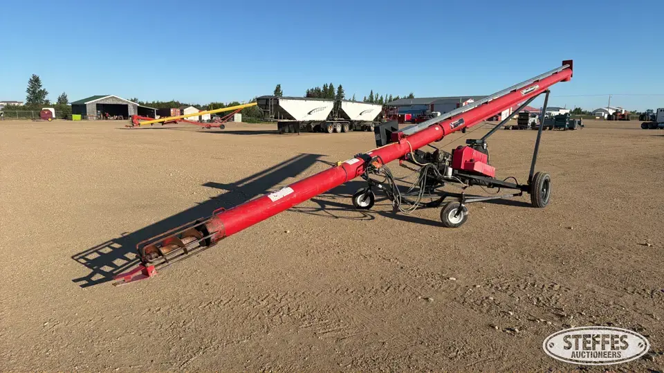 Wheatheart 1041 Swing Hopper Auger