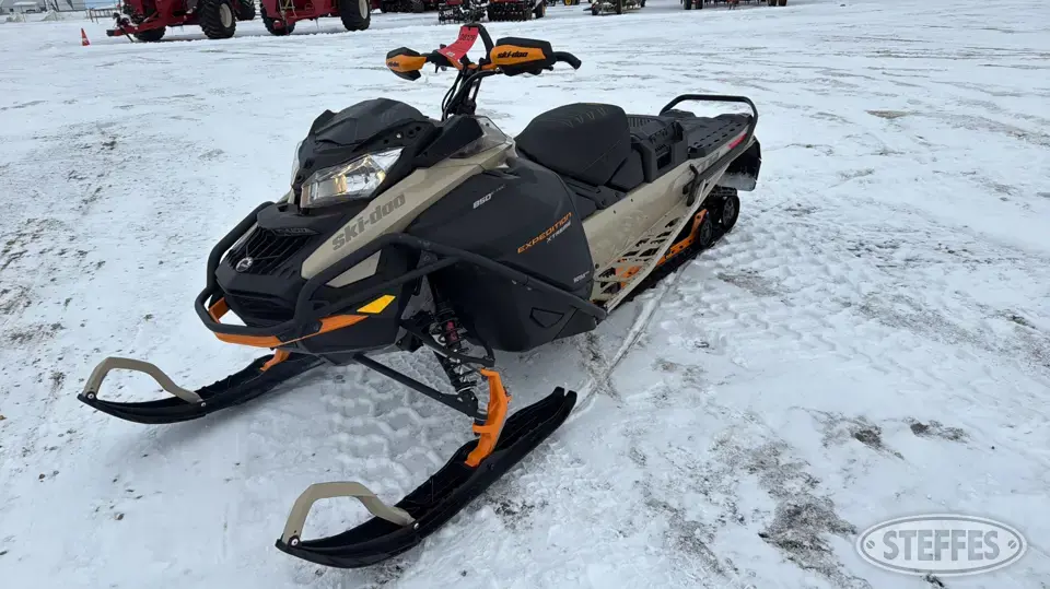 2021 Ski-Doo Expedition Xtreme Snowmobile