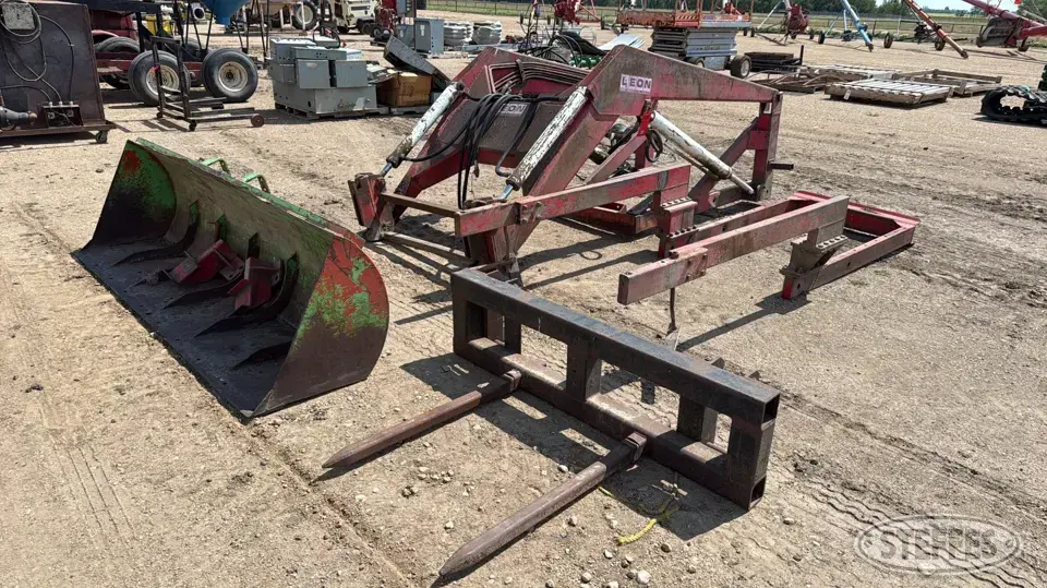 Leon 808 Tractor Loaders and Attachment