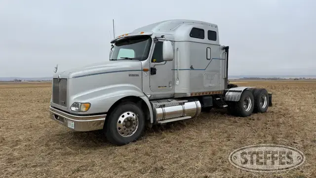 2000 International 9400i