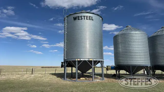 Westeel 1805 hopper bin