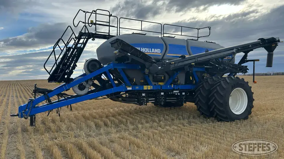 2019 New Holland P4580 Commodity Cart