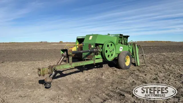 1978 John Deere 336