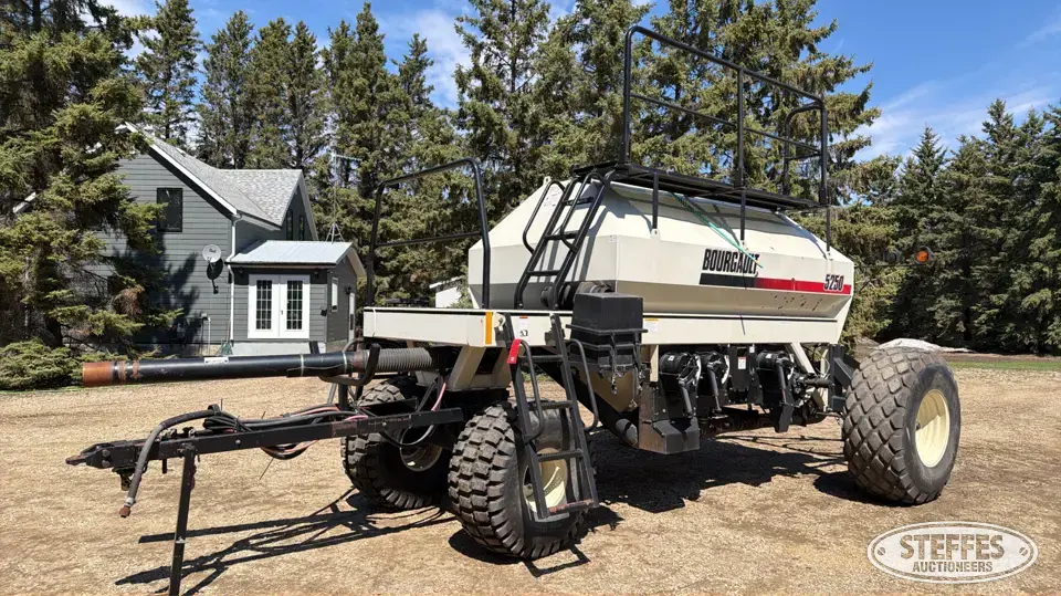 2003 Bourgault 5250 Commodity Cart
