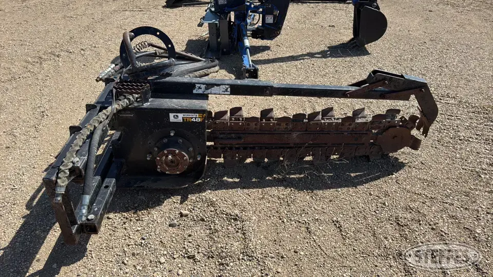 John Deere Worksite Pro TR48B Skid Steer Trenchers-Cable Plow