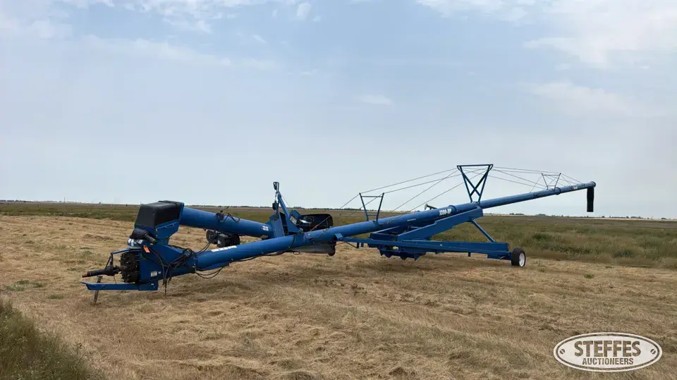 Brandt 1390-HP Swing Hopper Auger