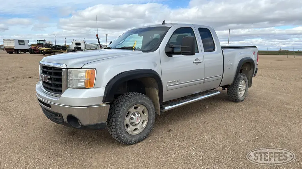 2010 GMC Sierra 2500HD 3 Quarter Ton Pickup