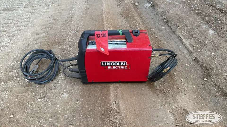 Lincoln Electric Mig-Pak 140 MP Welding