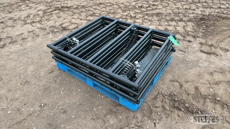 (6) BYT Ranch gates Livestock Handling
