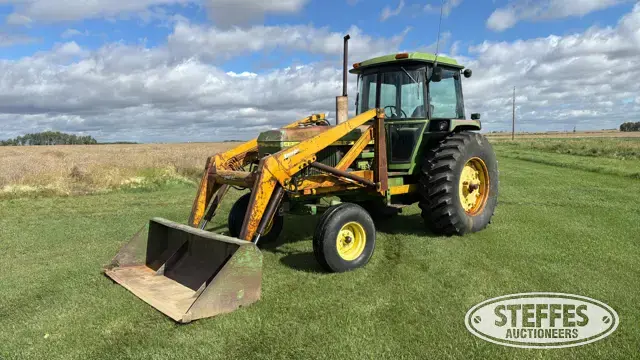 1973 John Deere 4230