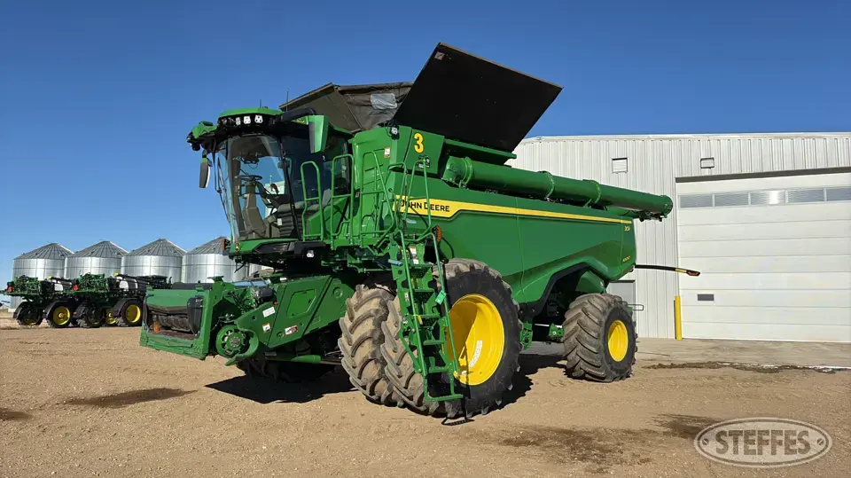 2022 John Deere X9 1000 Combine
