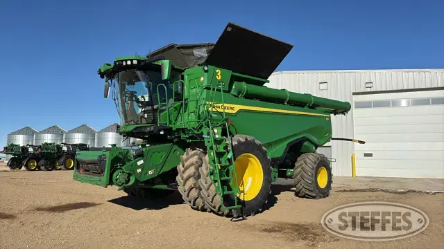 2022 John Deere X9 1000