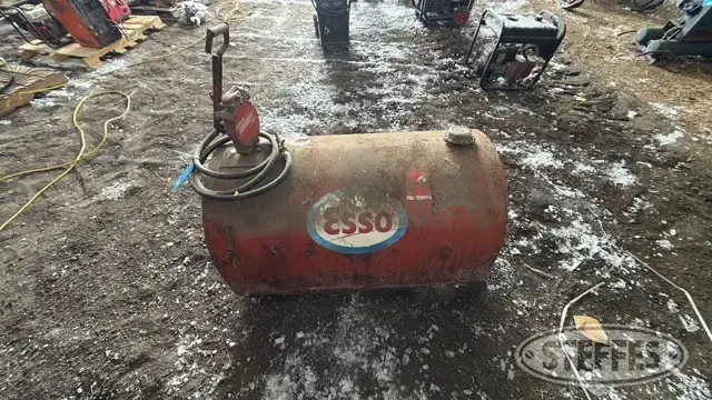 Westeel-Rosco transfer tank