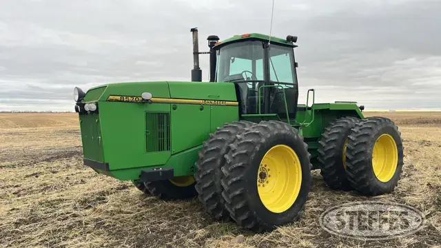1993 John Deere 8570