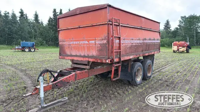 Shop-built tandem axle dump trailer