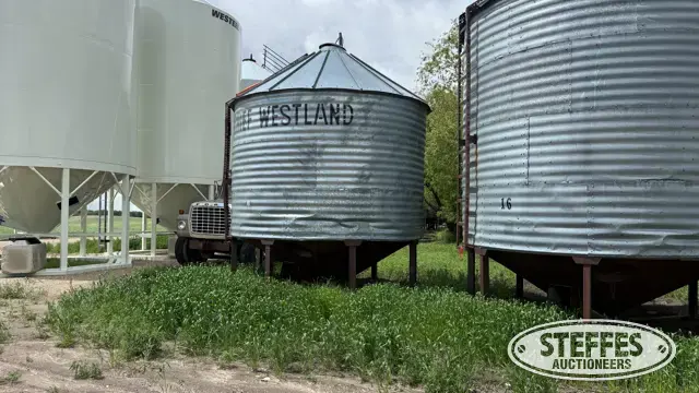 Chief Westland hopper bin