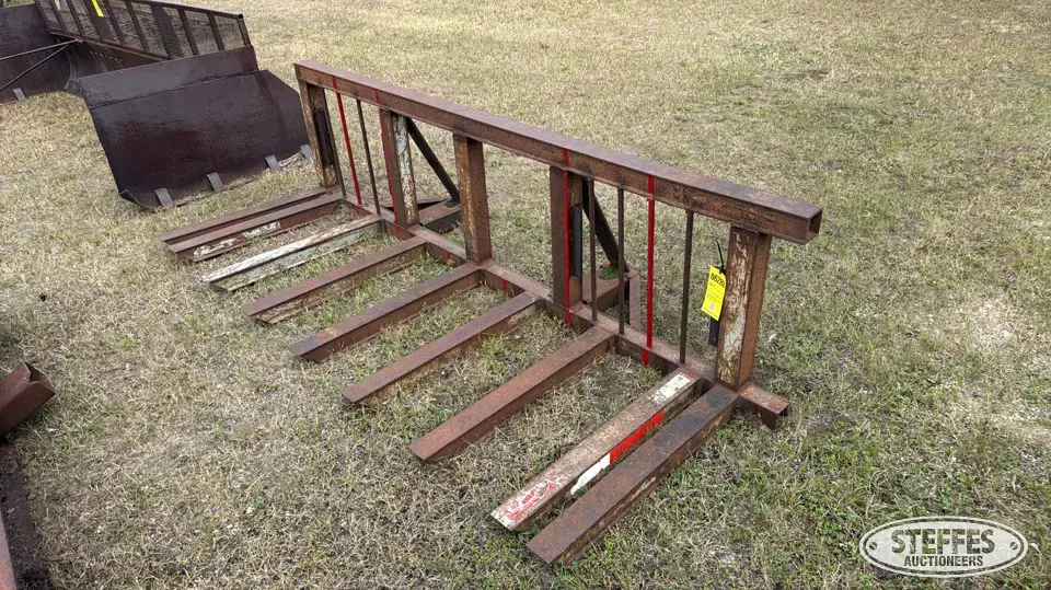 Loader forks Tractor Loaders and Attachment