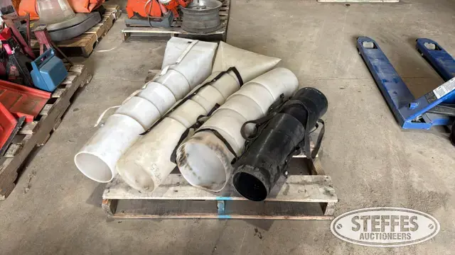 Auger spouts