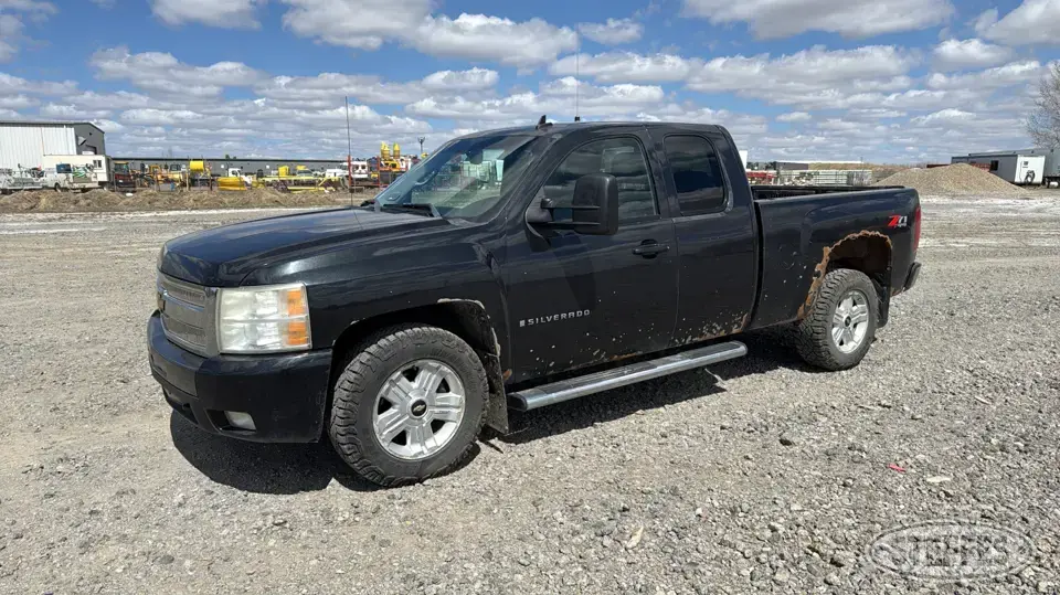 2009 Chevrolet Silverado 1500 LS Half Ton Pickup