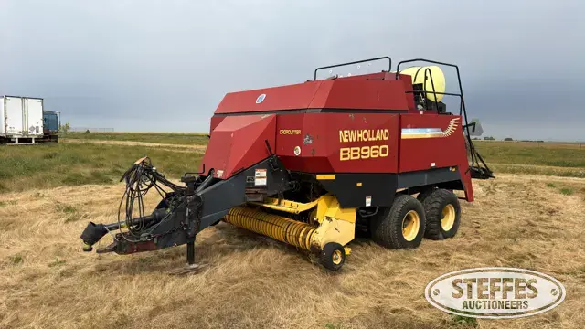 New Holland BB960