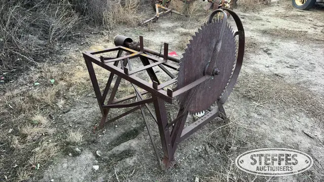 Antique saw