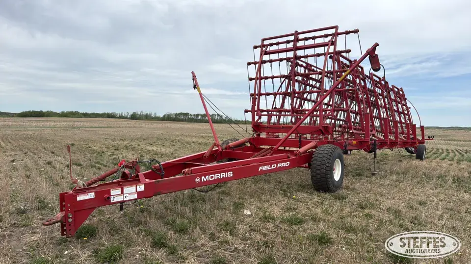 2014 Morris Field Pro Harrow