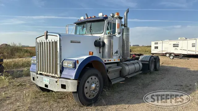 1988 Kenworth W900