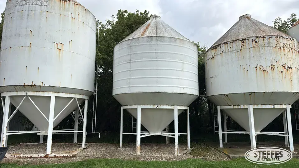 Hopper bin