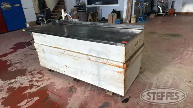 2012 Work Top Tank