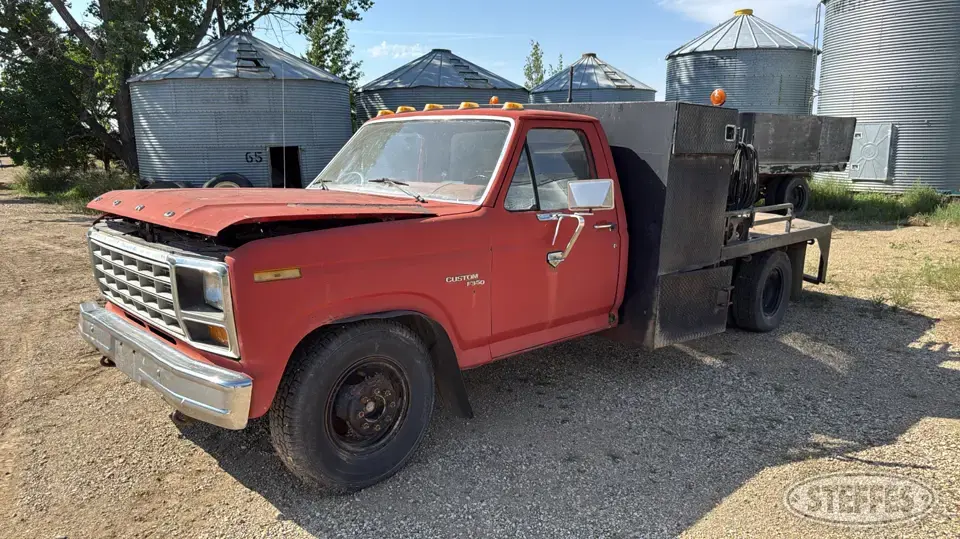 1980 Ford F-350 Custom Flatbed Truck