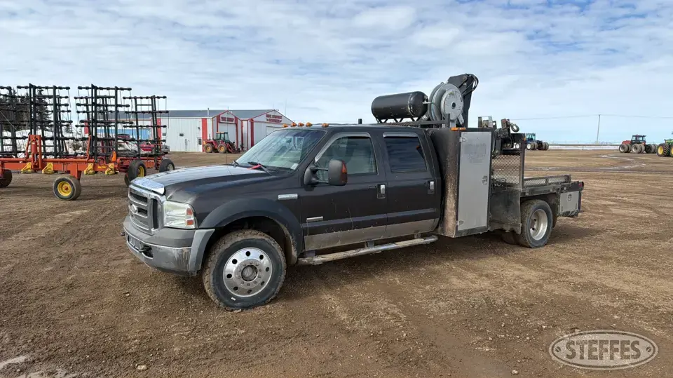 2006 Ford Super Duty F-450 XLT Specialty Truck