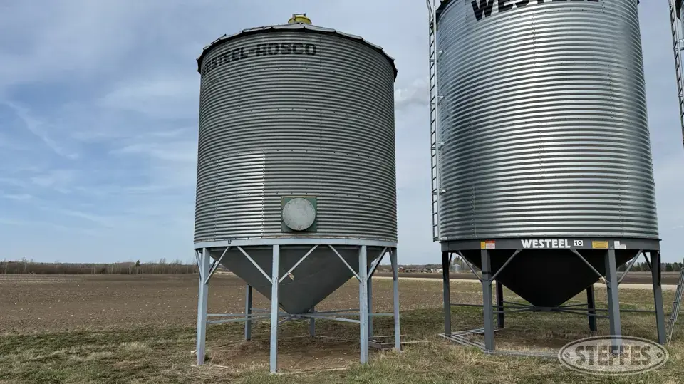 Westeel-Rosco 145 Hopper Bin