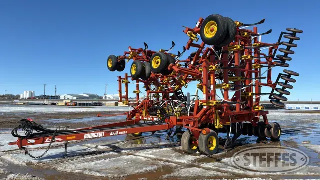 2004 Bourgault 5710